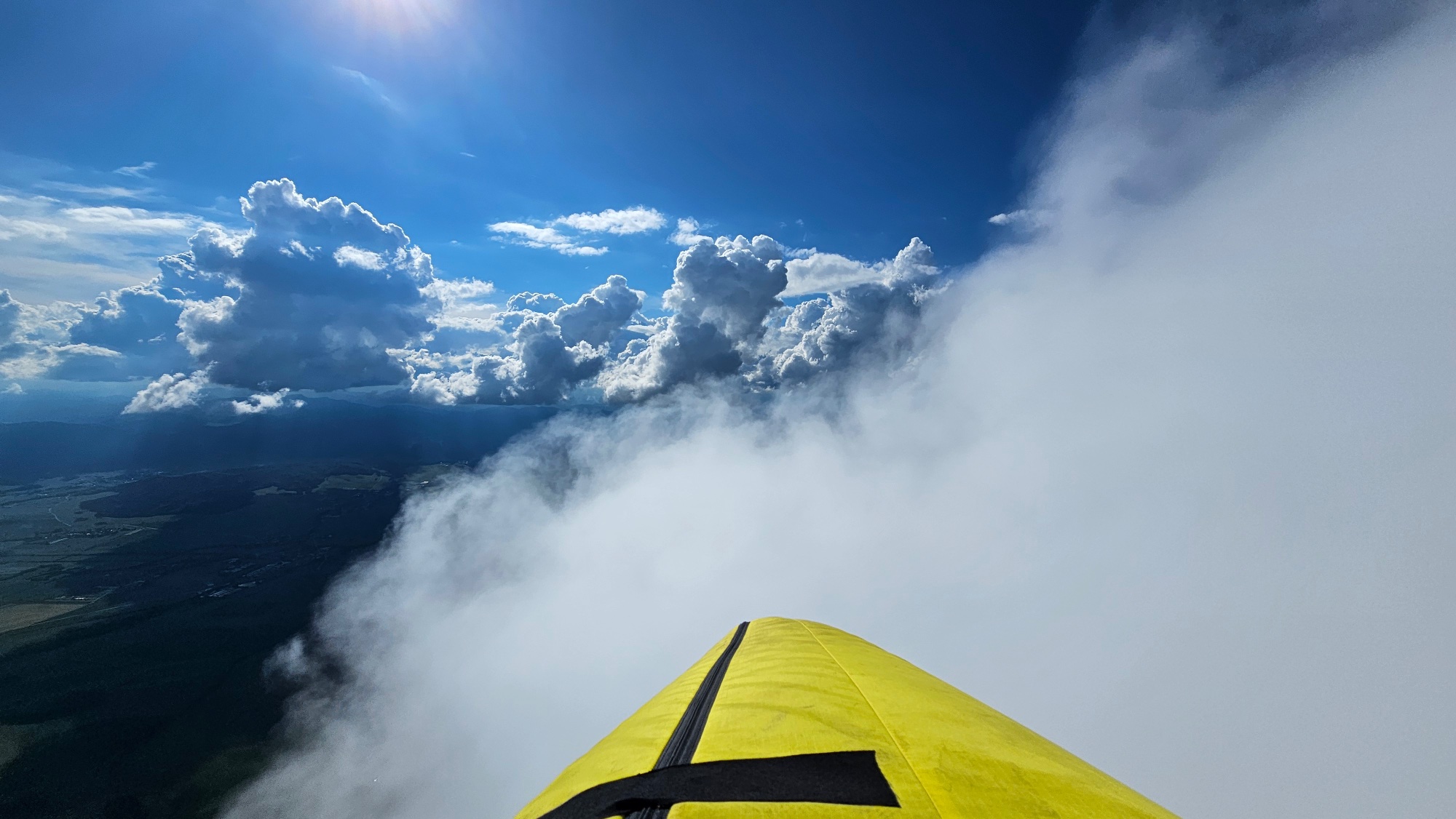 Maros Jostiak doing some cloud surfing yesterday - over Slovakia on his Enzo3. :) Hang gliding and paragliding gift vouchers